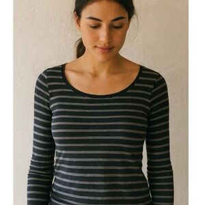 Max Studios Long Sleeve Size Small Black Gray Striped Shirt Modal